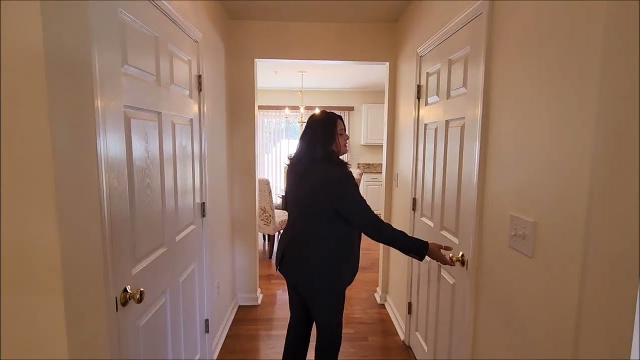 Video Tour 20 Georgetown Drive Nashua NH