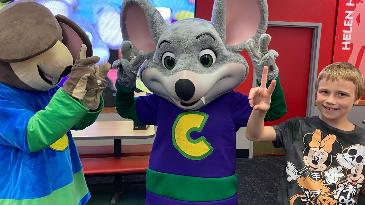 Chuck E Cheese Halloween 2024 BOO-tastic dance Deptford NJ #chuckecheese #autismacceptance