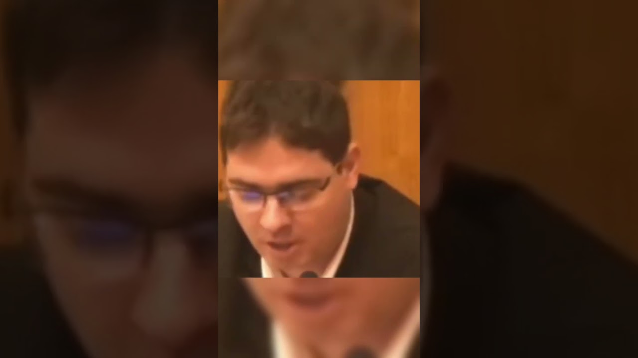 Nevets&eacute;g t&aacute;rgy&aacute;v&aacute; v&aacute;lt a fideszes k&eacute;pviselő a p&eacute;csi k&ouml;zgyűl&eacute;sen #p&eacute;cs #politika #vicces #k&ouml;z&eacute;let
