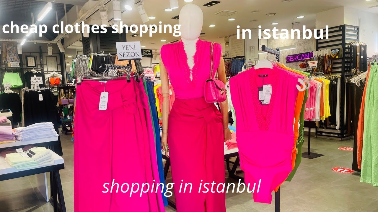 Istanbul Cheap Clothes Market[KADIKOY]