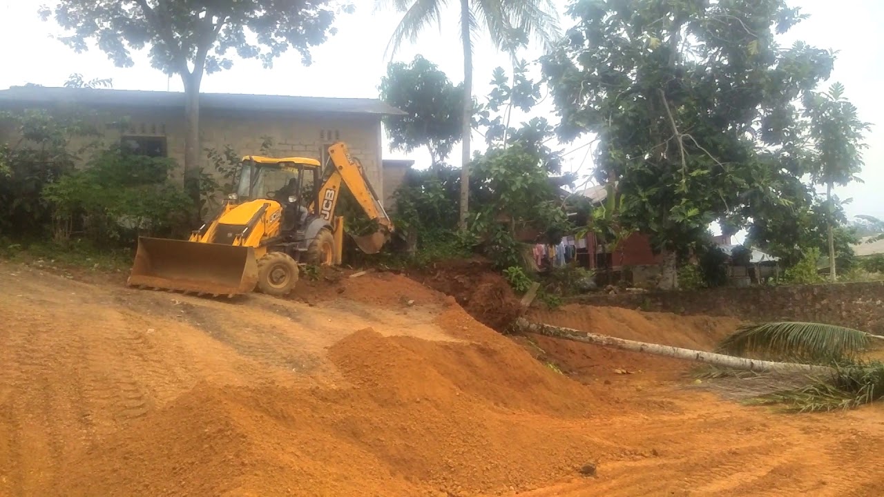 Operator jcb ngamuk