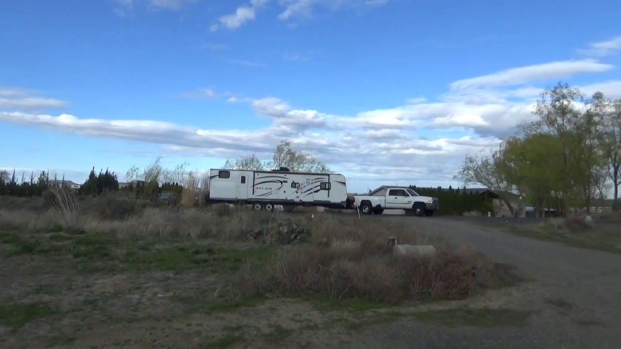 The Travel Trailer Is Back From The Shop - L2Survive with Thatnub