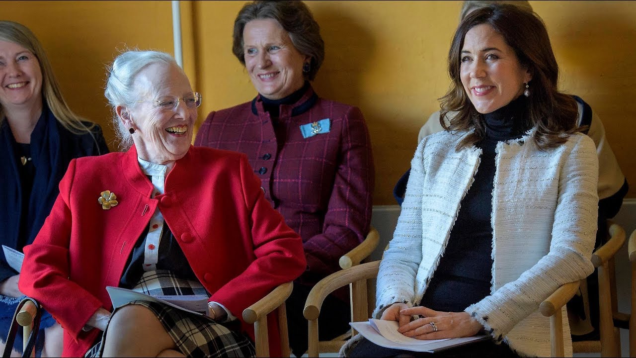Dronning Margrethe fik kronprinsesse Mary til at grine