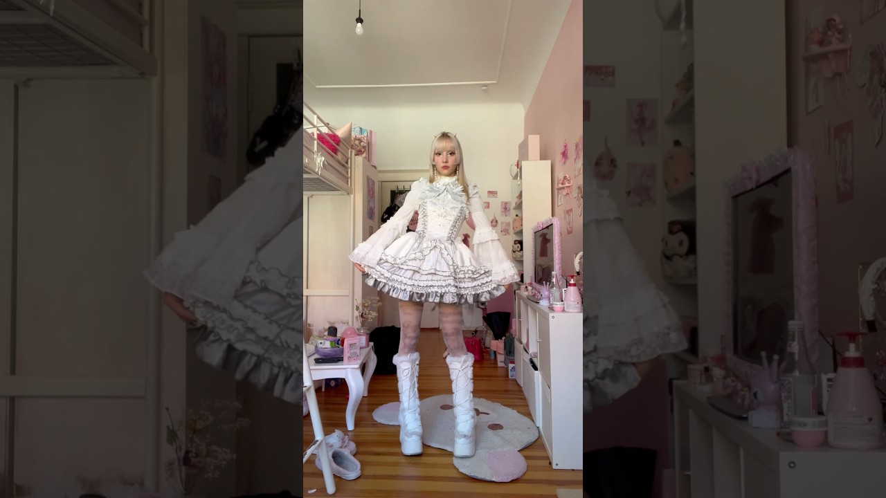 ✨🪽 #jfashion #kawaiifashion #egl #lolitafashion #shiro #fashionweek #kawaii #alternative #altgirl