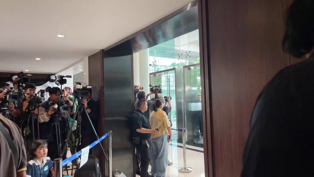 LIVE: ’อนุทิน‘ เข้าพรรคพรรคภูมิใจไทย ประชุมใหญ่ว่าที่ สส. ได้เข้าสภาฯ