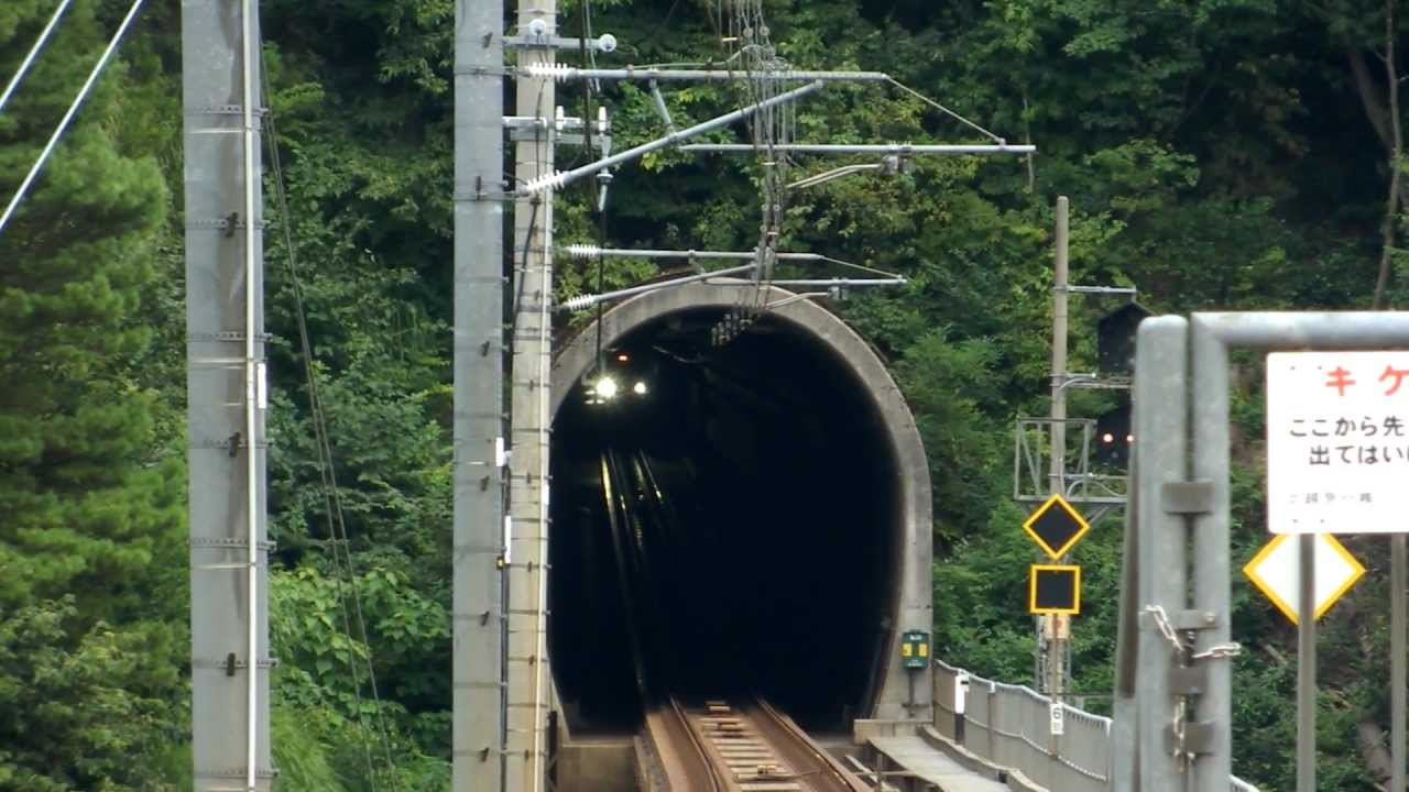 683系特急はくたか10号　大池いこいの森駅通過