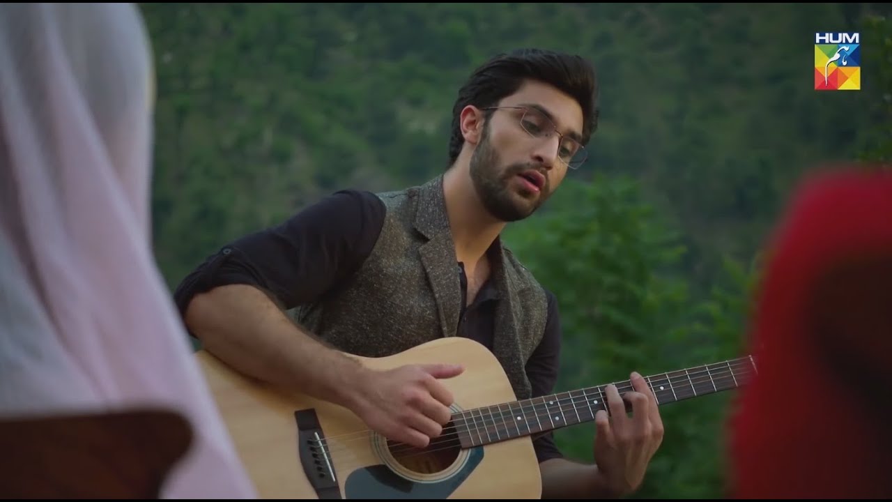 𝐀𝐡𝐚𝐝 𝐑𝐚𝐳𝐚 𝐌𝐢𝐫 Playing Guiter For 𝐒𝐚𝐣𝐚𝐥 𝐀𝐥𝐲, !! Yakeen Ka Safar - HUM TV