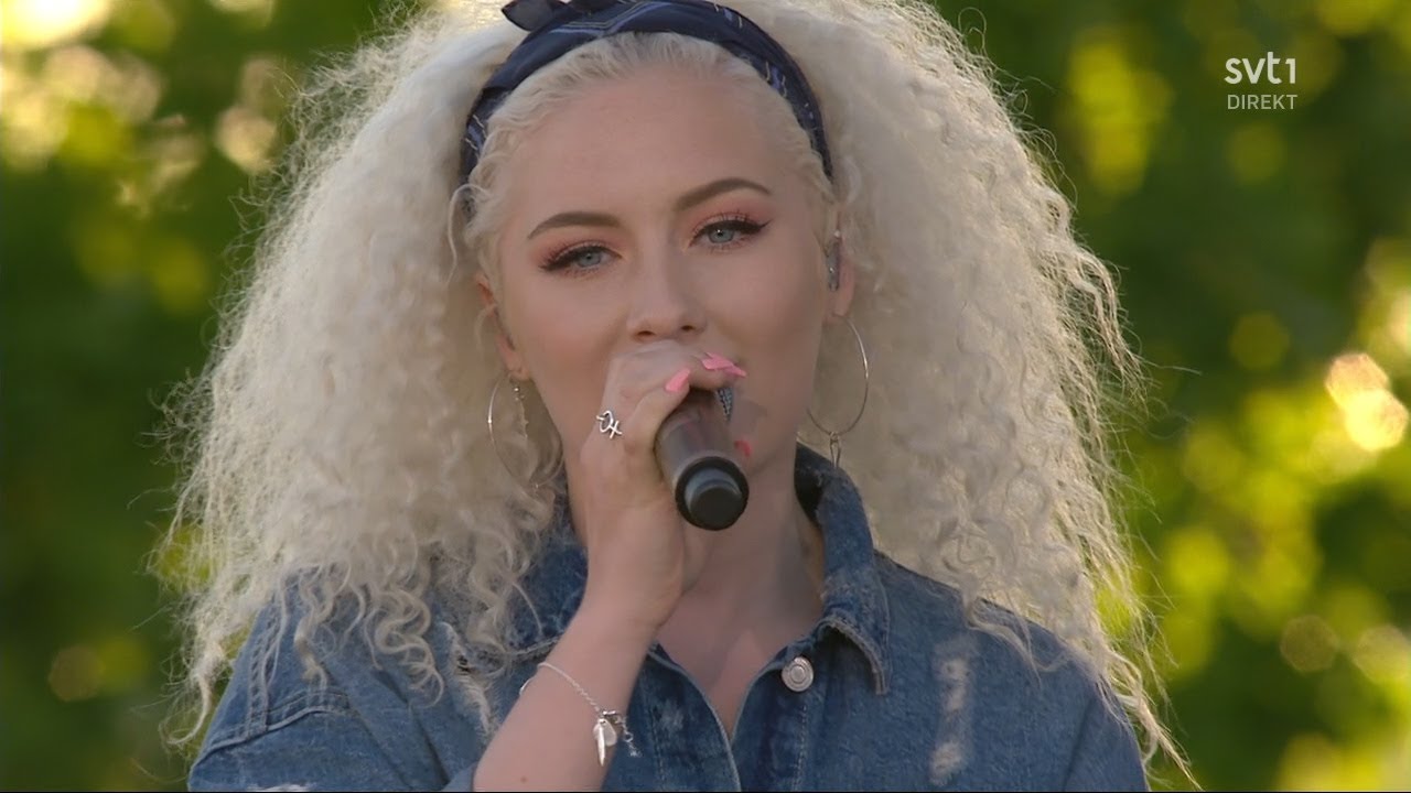 Wiktoria - As I Lay Me Down (Live 