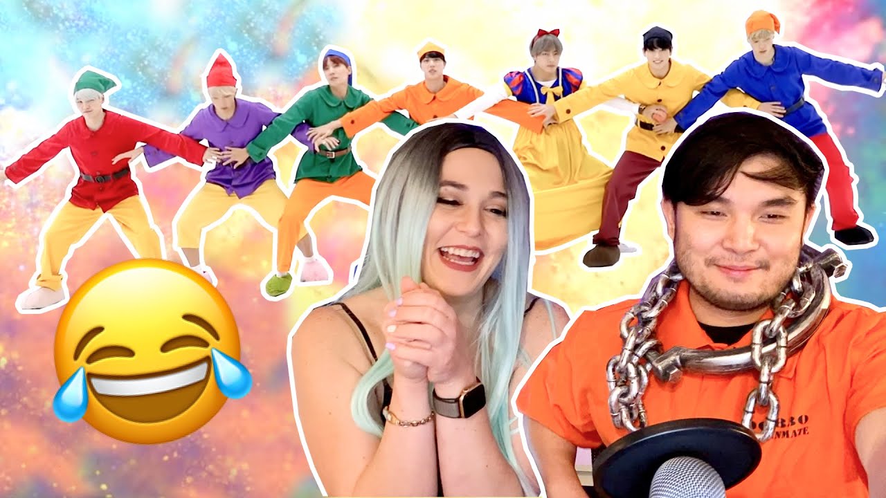 30 YEAR OLDS REACT TO BTS GOGO DANCE PRACTICE HALLOWEEN VERSION