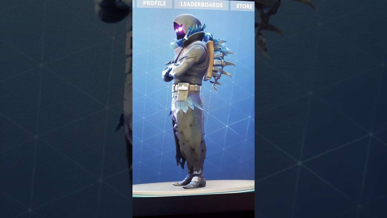 NEW RAVEN FORTNITE OUTFIT - Quick look
