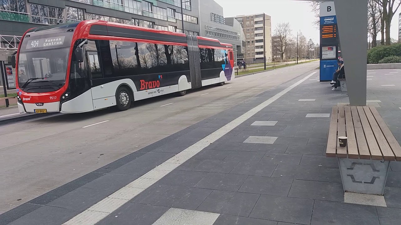 VDL Citea SLE 129 & VDL Citea SLFA 181 Electric op Eindhoven WoensXL busstation