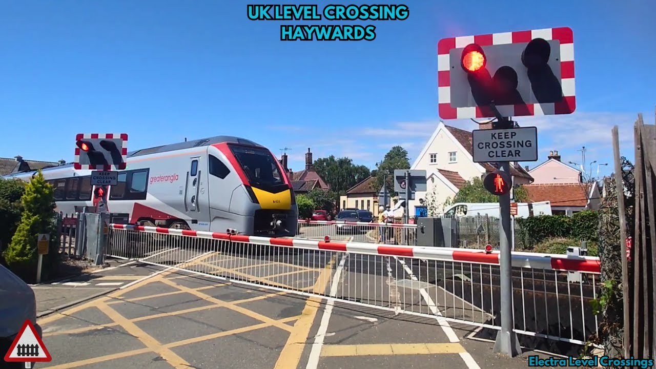 Woodbridge Haywards Level Crossing, Suffolk (09/07/25)