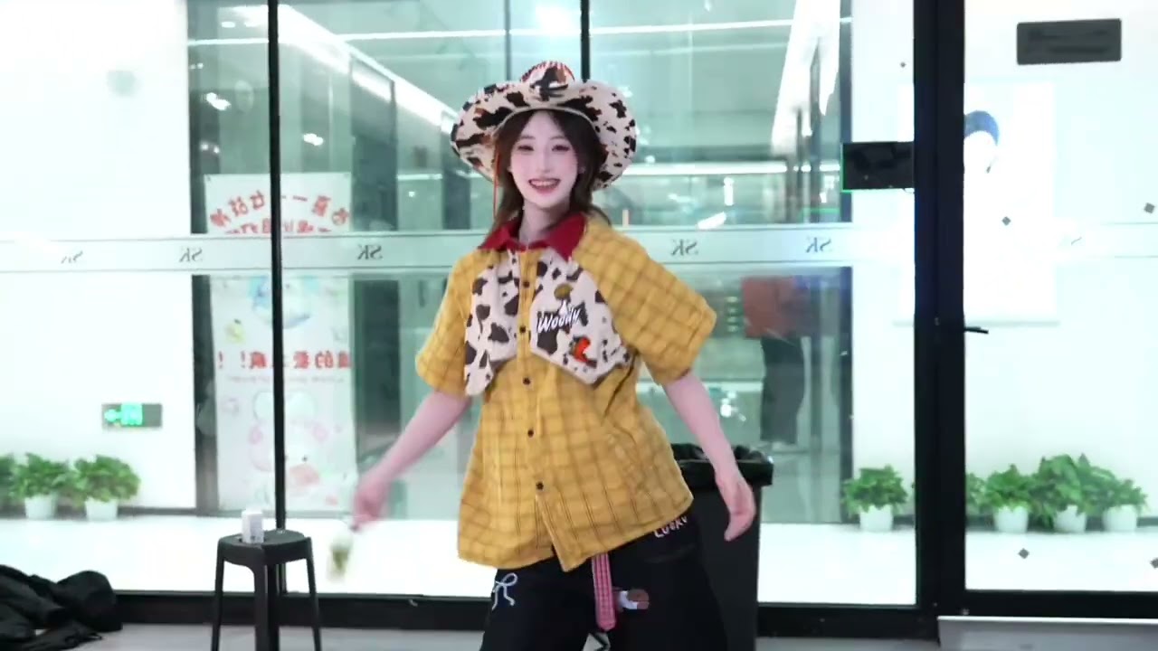 舟舟和莉莉醬的因為愛情有多美 #因為愛情有多美 #sk月亮湖217 #舟舟 #莉莉醬 #抖音 #dance 