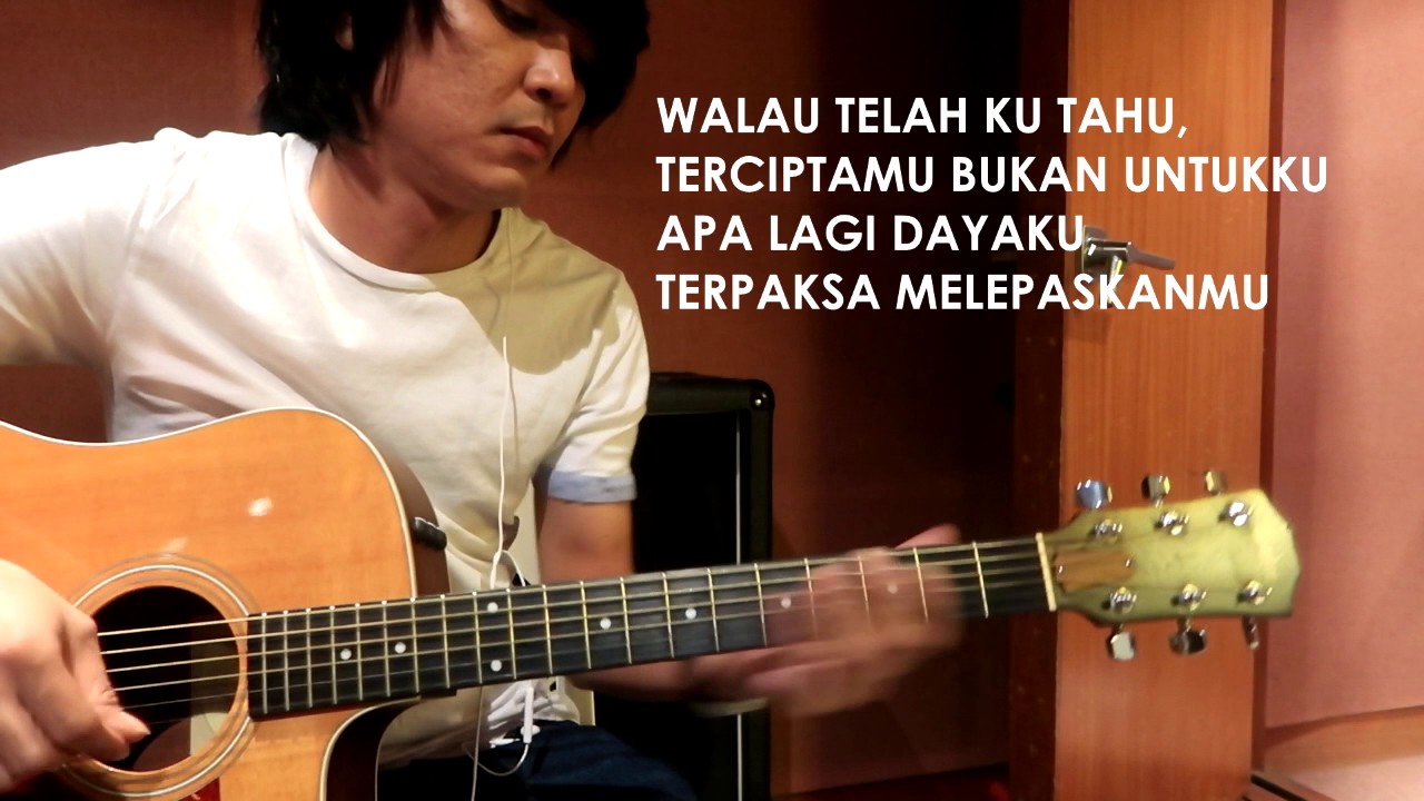 Fatin Husna Terlepas Cinta - Acoustic guitar jamming (with lyric)