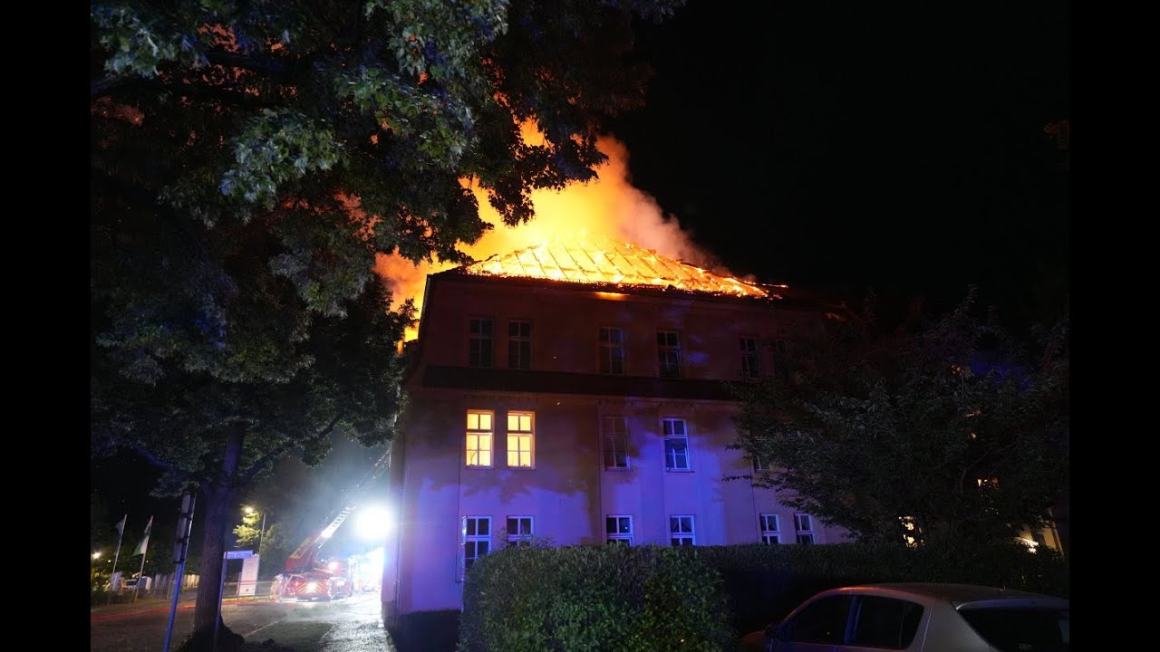Bautzen: Dachstuhl in Flammen - LAUSITZWELLE