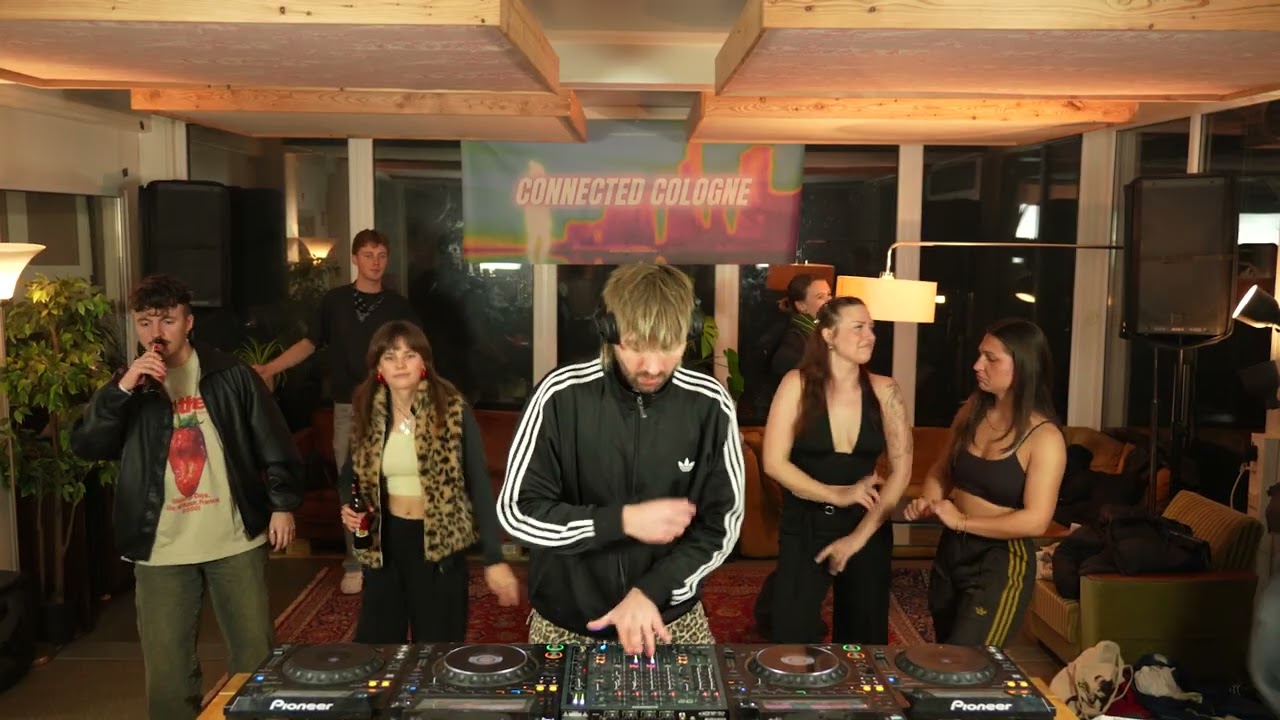 Pueblo Gelb @ Connected Radio [021] (Trance Set)