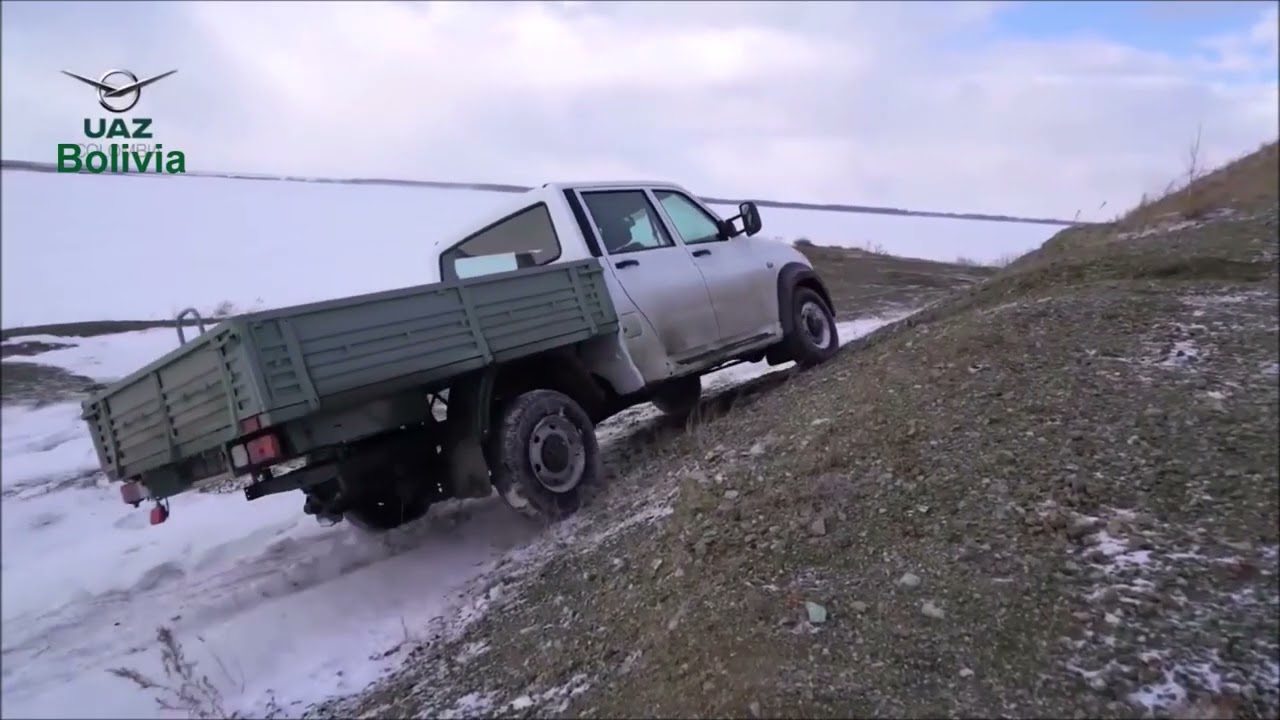 Camioneta UAZ Profi 4x4