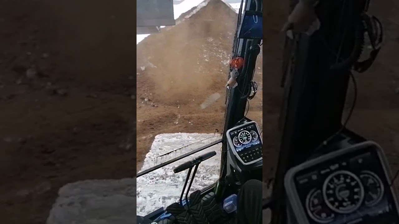 excavator hyundai #shorts #peatworks #excavator #peat #bog #peatexcavator #swamp