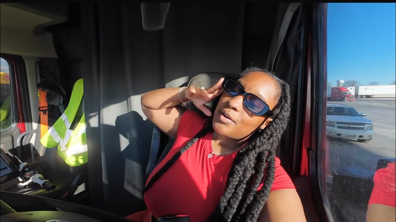 TRUCKING VLOG | ACCIDENT ON I-40 | REROUTED IN AN UNKNOWN NEIGHBORHOOD | FEMALE TRUCKER
