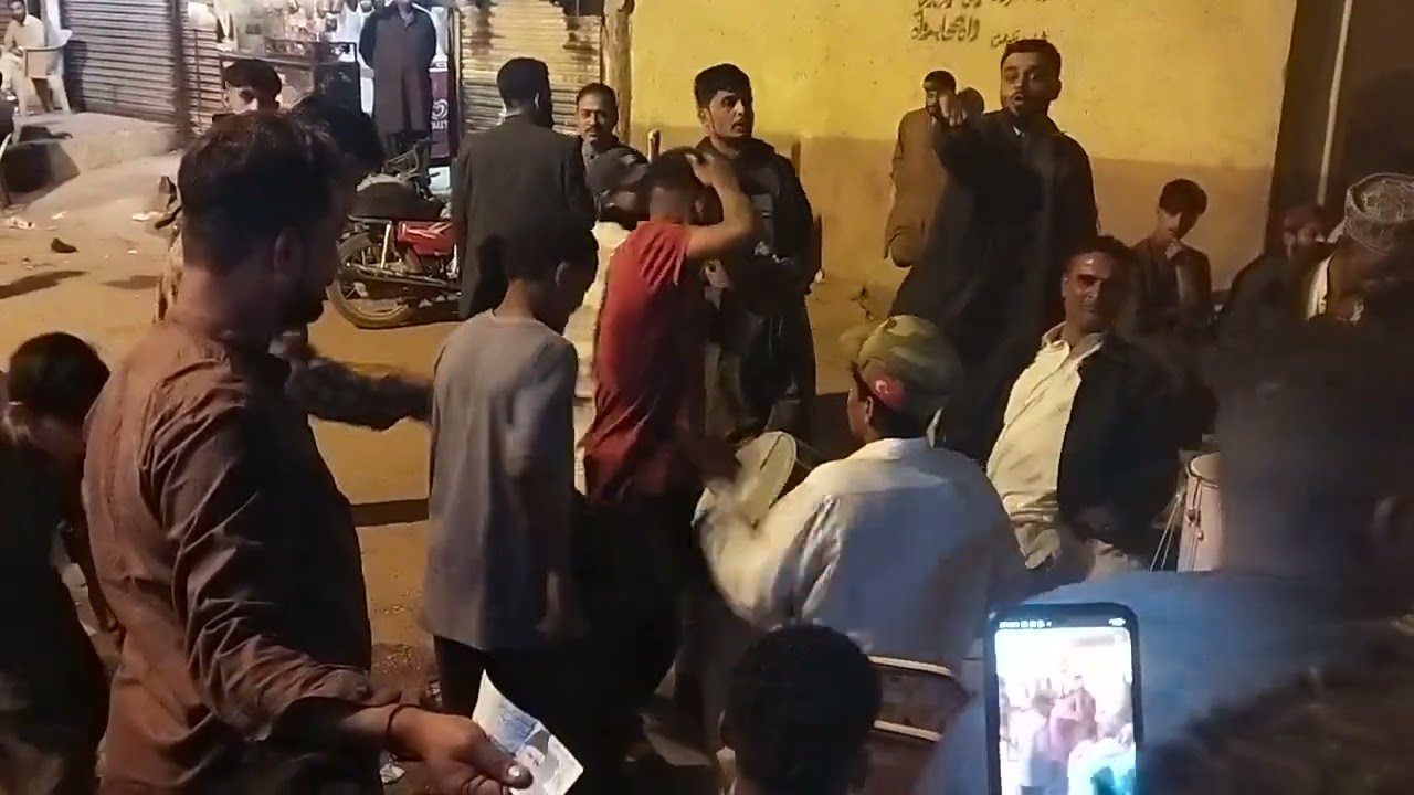 Mast lewa lyari dancer #