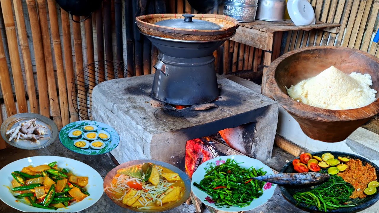 AAH NIKMAT BENER HIDUP DI DESA,MASAK MENU SEDERHANA‼️NASI AKEUL,SAMBEL KACANG,JENGKOL,ASIN TONGKOL