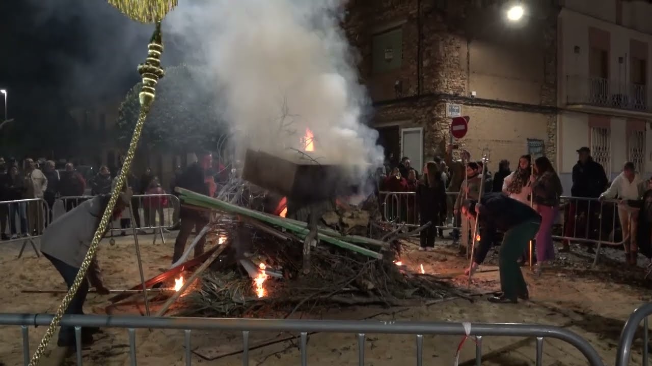 ENCENDIDO DE LA CANDELILLA DE SAN ANTÓN  2025 Calzada de Calatrava