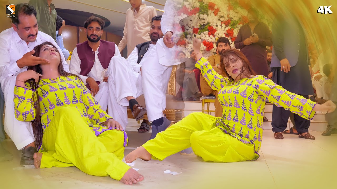 Mera Piya Ghar Aya, Iram Khan Mujra Dance Performance SGRecords 2025