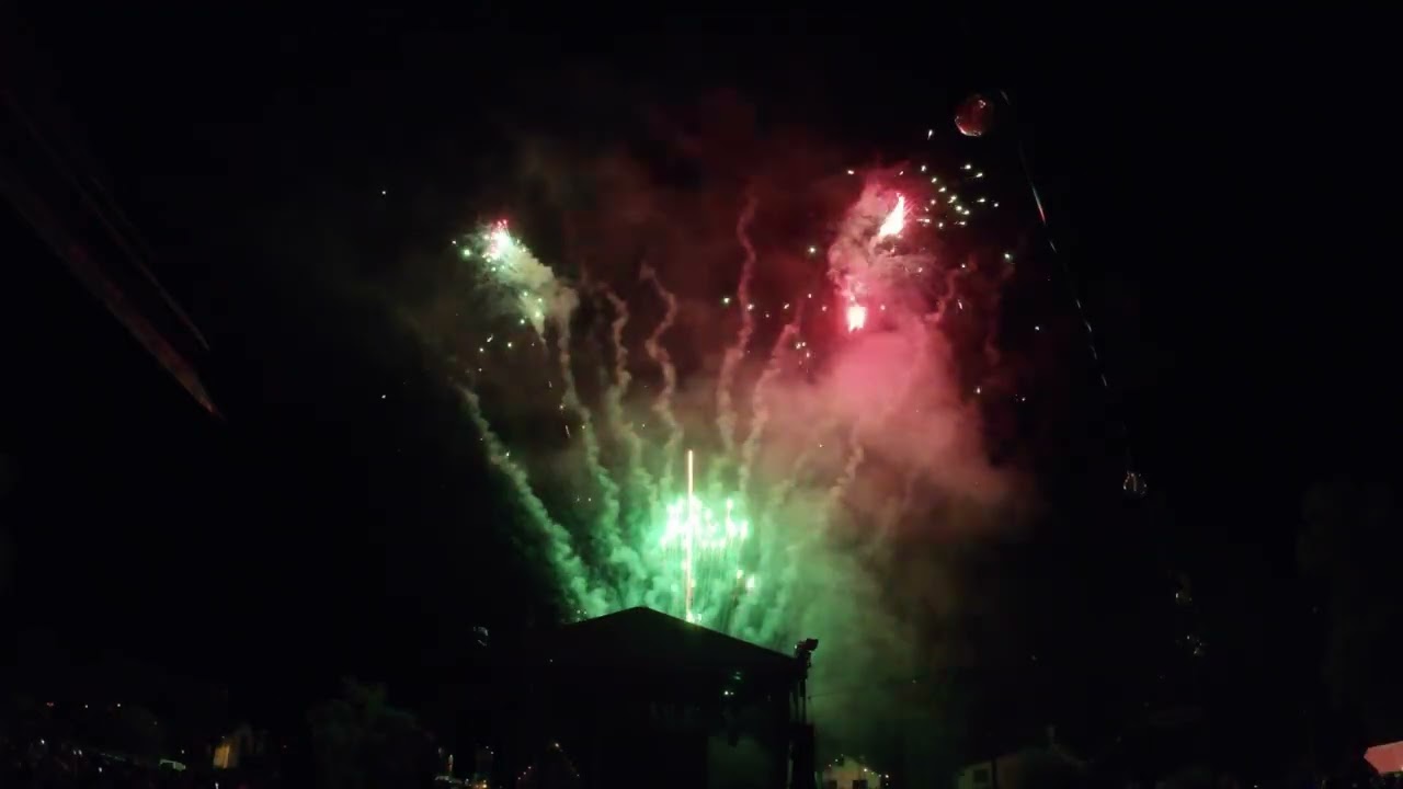 Feuerwerk zum Weinfest in Sand am Main 2024