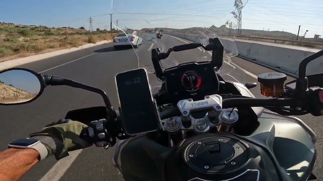 Triumph Tiger 1200 Rally Pro 2024 - Fun ride with Tigers in North Cyprus!