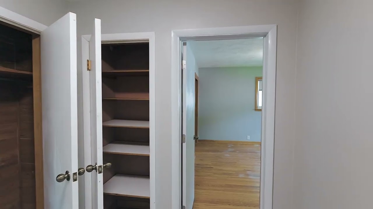 5940 Sumner Street in Lincoln Nebraska - gocentury.com - 4BD 2.5BA House For Rent