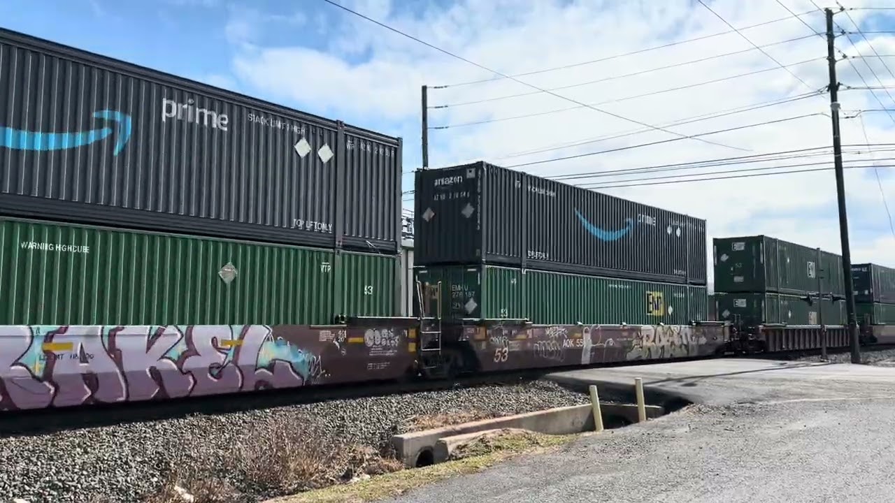 NS Reading Lines With foreign power, Meet ups, and New locomotives in transit 