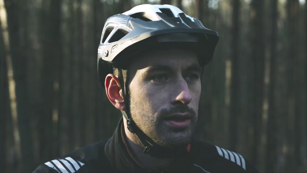 FORCE bike components & Tomáš Eibl - AVES helmet promo