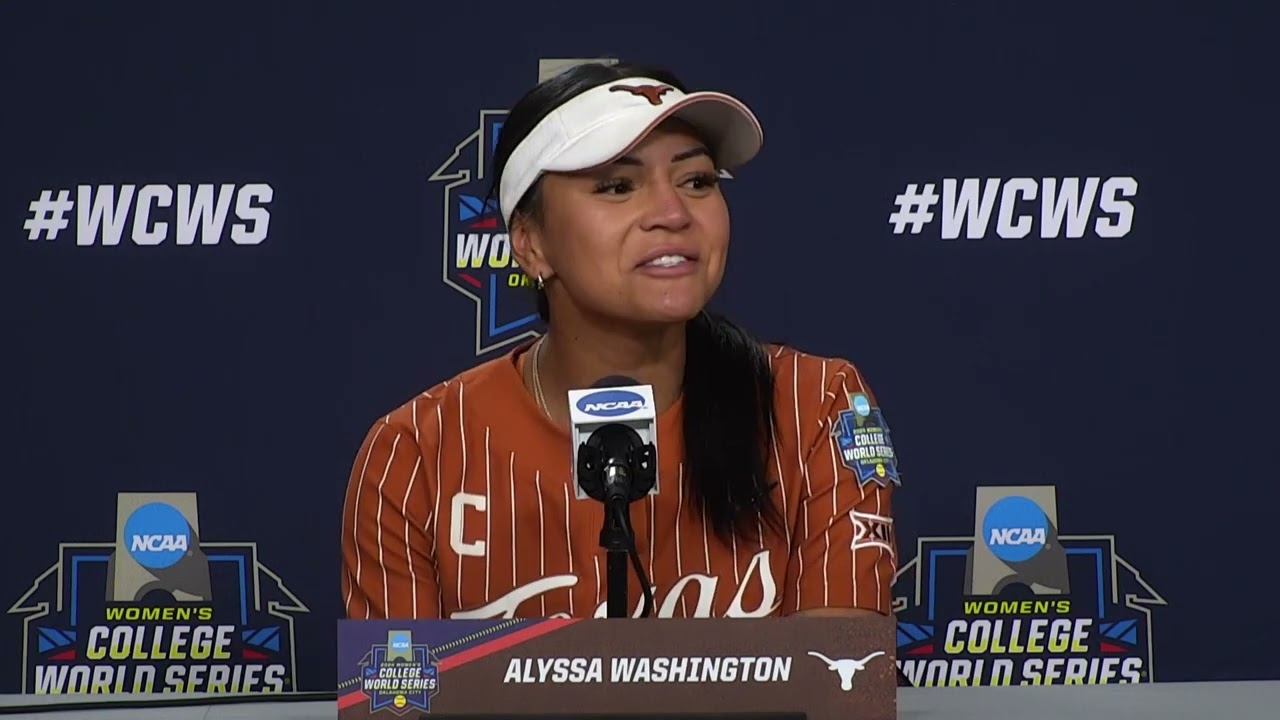 Women's College World Series, Texas (Game 2)