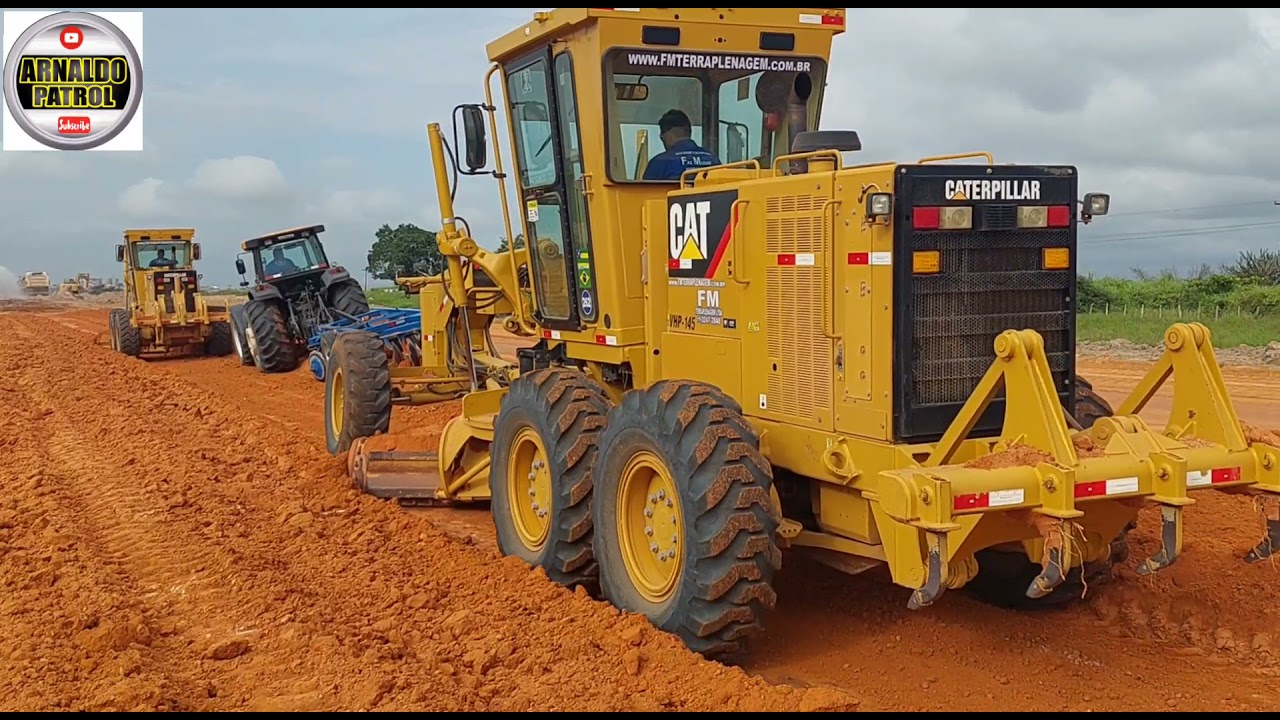 Tratamento de material motoniveladora caterpillar 140k e 120k trator pneu valtra BH145
