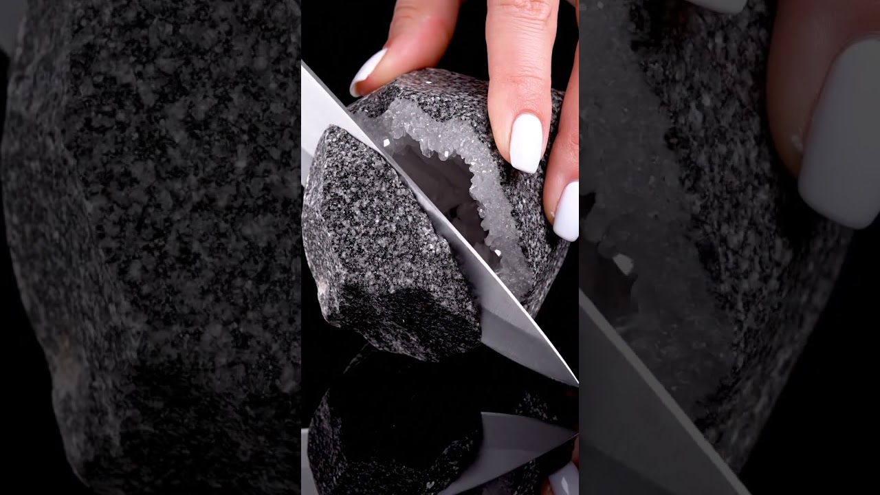 What is inside this Ugly Rock? 🧐 Quartz Halo Reveal!