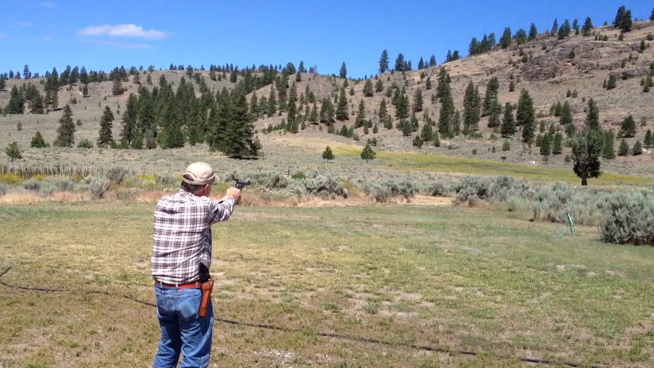 jy3855 shooting the 480 Ruger at 400 yards