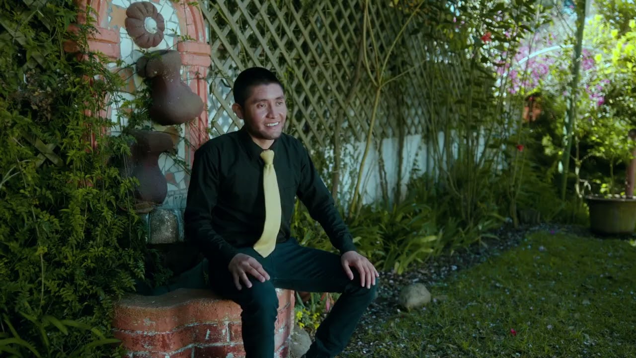LEVANTO MIS MANOS CRISTOBAL TIU FEAT JULIAN IXCOY