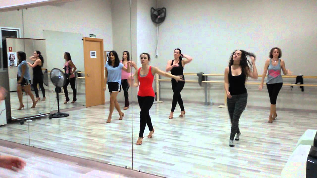 Estilo chicas salsa jenni viotti