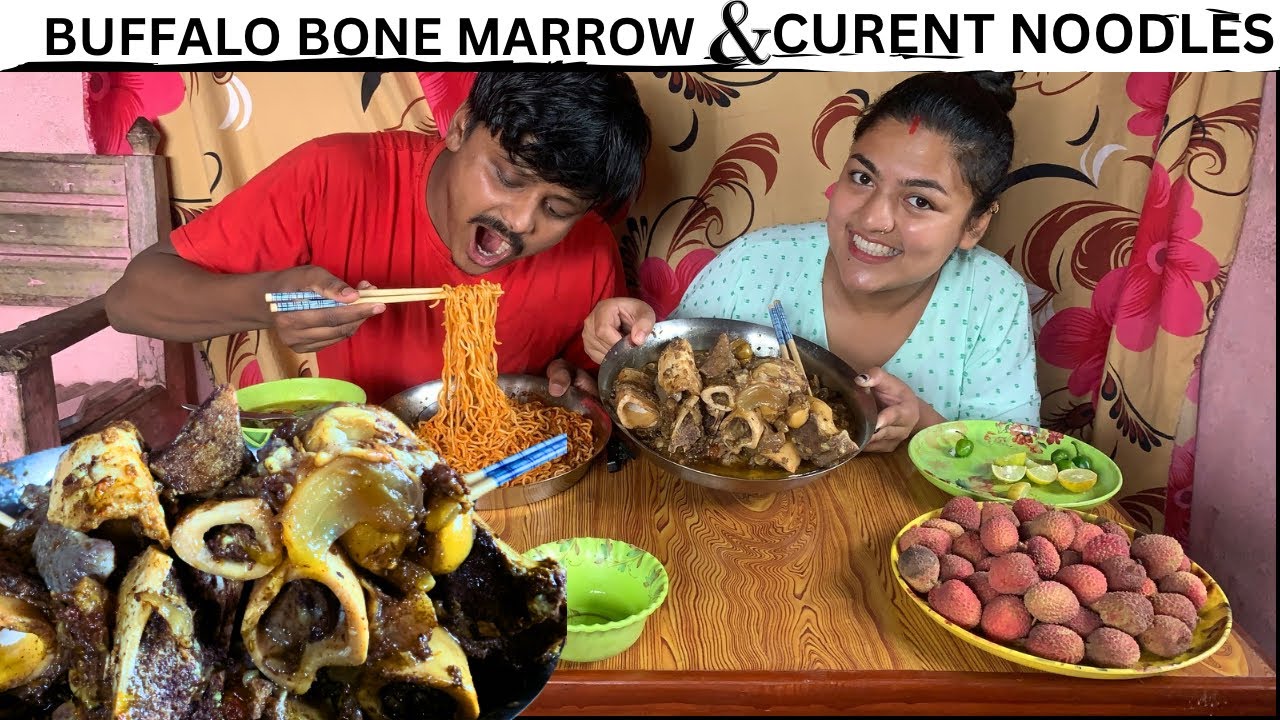 EATING BUFFALO BONE MARROW AND CURRENT NOODLES🐃🥵||Raga Ko Khutta Ko Soup Yeti Dherai Mitho😋