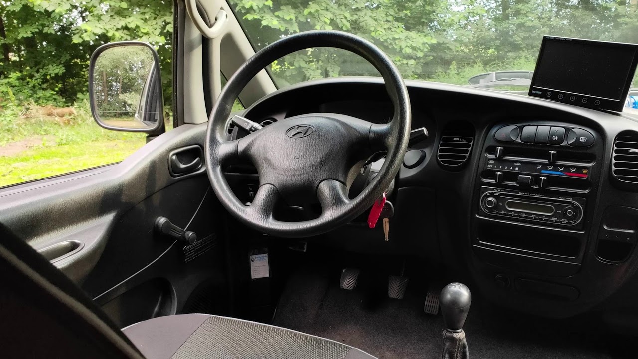 Hyundai H200 camper