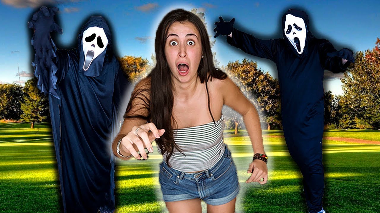 MI MADRE Y YO INTENTAMOS ESCAPAR DE LOS ENMASCARADOS MISTERIOSOS *Lo Pasamos Muy Mal*