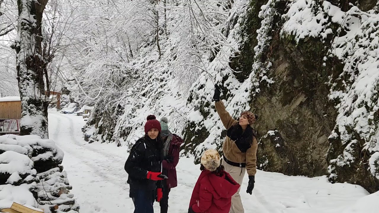 Azerbaijan Gabala Waterfalls -Heavy snowfall while visiting YeddiGozel Waterfall Part6 Bin’sCuisine