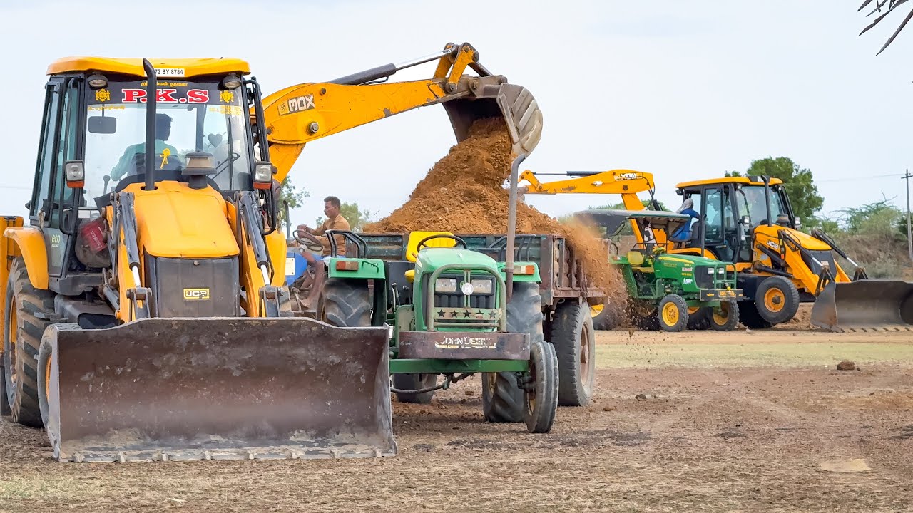 JCB 3DX Plus Loading Pond Gravel in Mahindra Swaraj John Deere and Many Tractor | Jcb video
