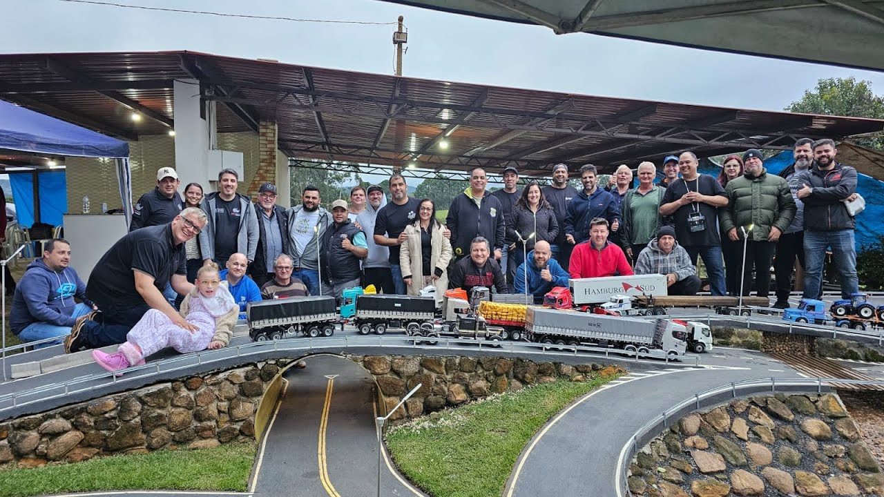 Fui no encontro de Castro na pista de truckmodelismo do nosso amigo John Petter
