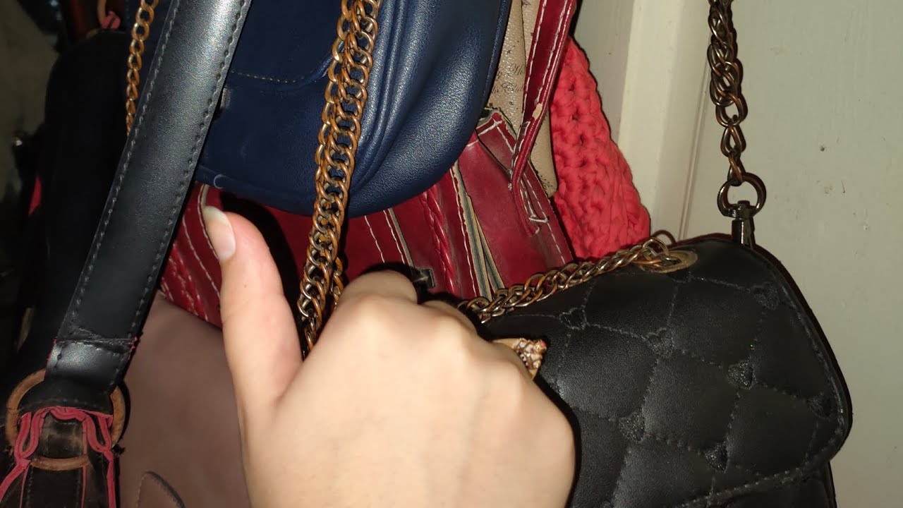 بائعه الحقائب 💜 احلي فيديو بالقناه عندي !💜ASMR