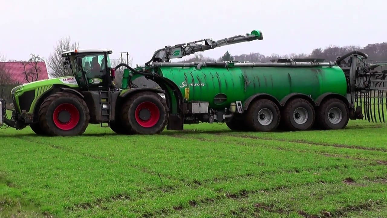 Gärresteausbringung 2023 mit Claas Xerion 5000 Trac mit SAMSON SG 28 Tridem - Schwanenhalsfass