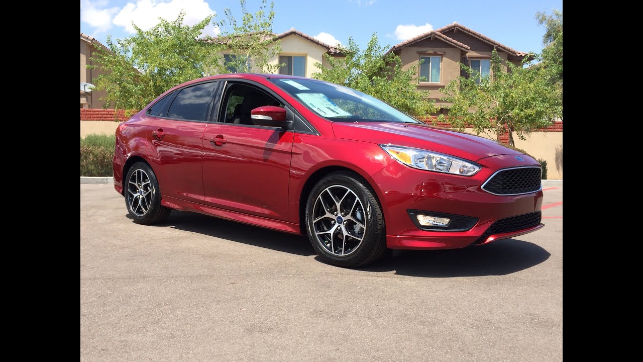 2015 Ford Focus SE Sport Sedan Walkaround