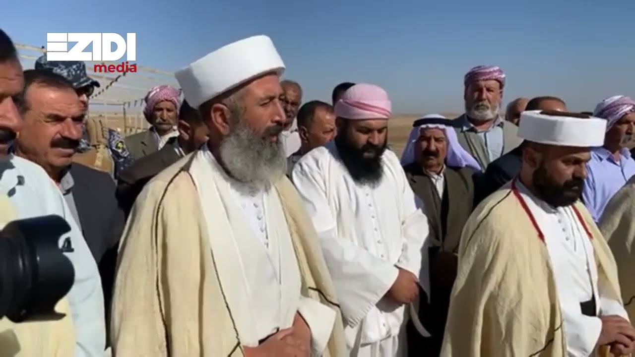 سماحة الباباشيخ يزور المقابر الجماعية في مفرق حردان