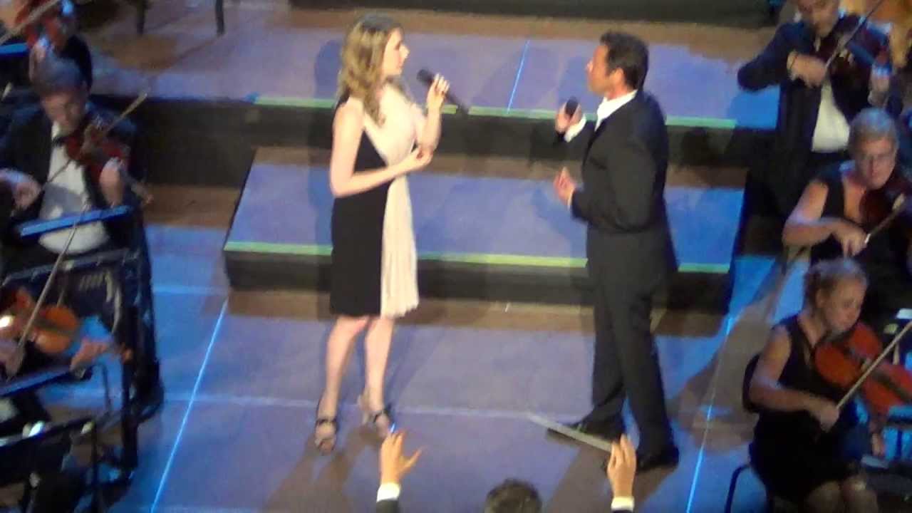 Mario Frangoulis duet with Hayley Westenra-Hine E Hine