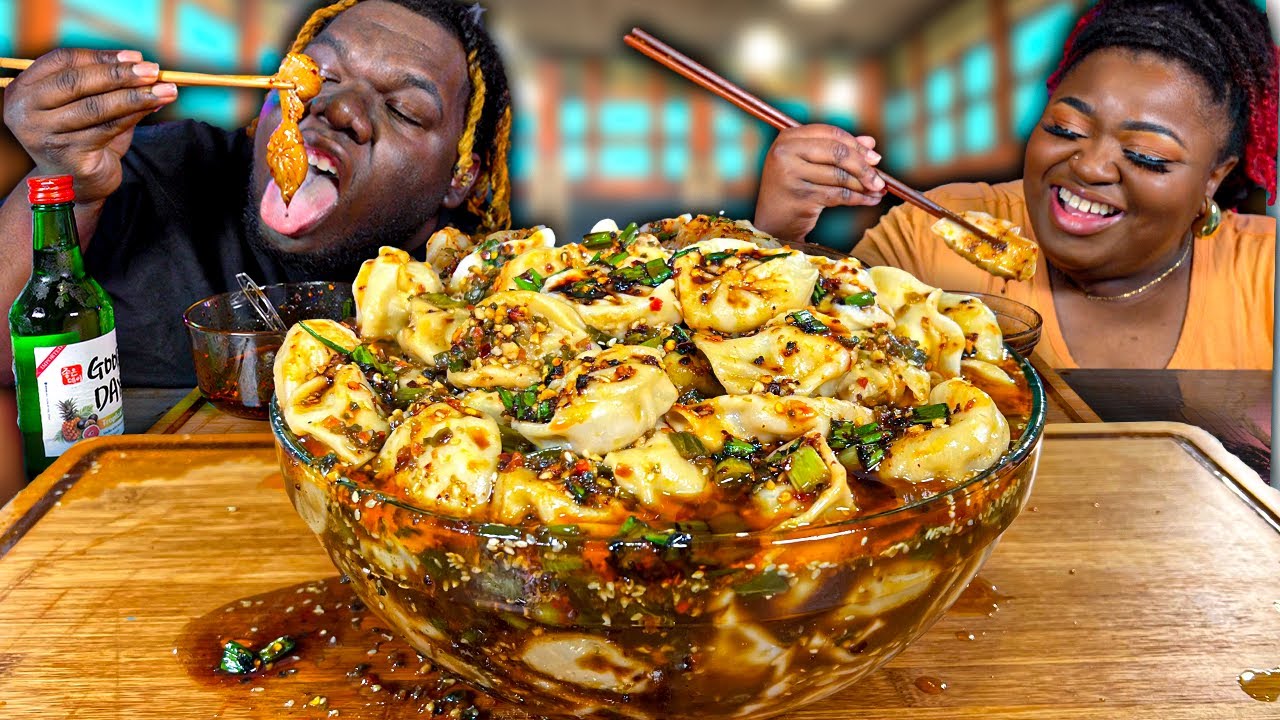 I MADE A GIANT BOWL OF THE VIRAL DUMPLINGS!! | TIKTOK | MUKBANG EATING SHOW